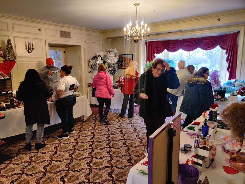 Heart of the holiday 2022 at Montague Inn