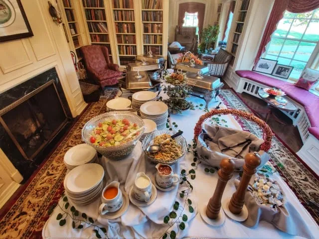 Intimate Indoor wedding venue at the Montague Inn