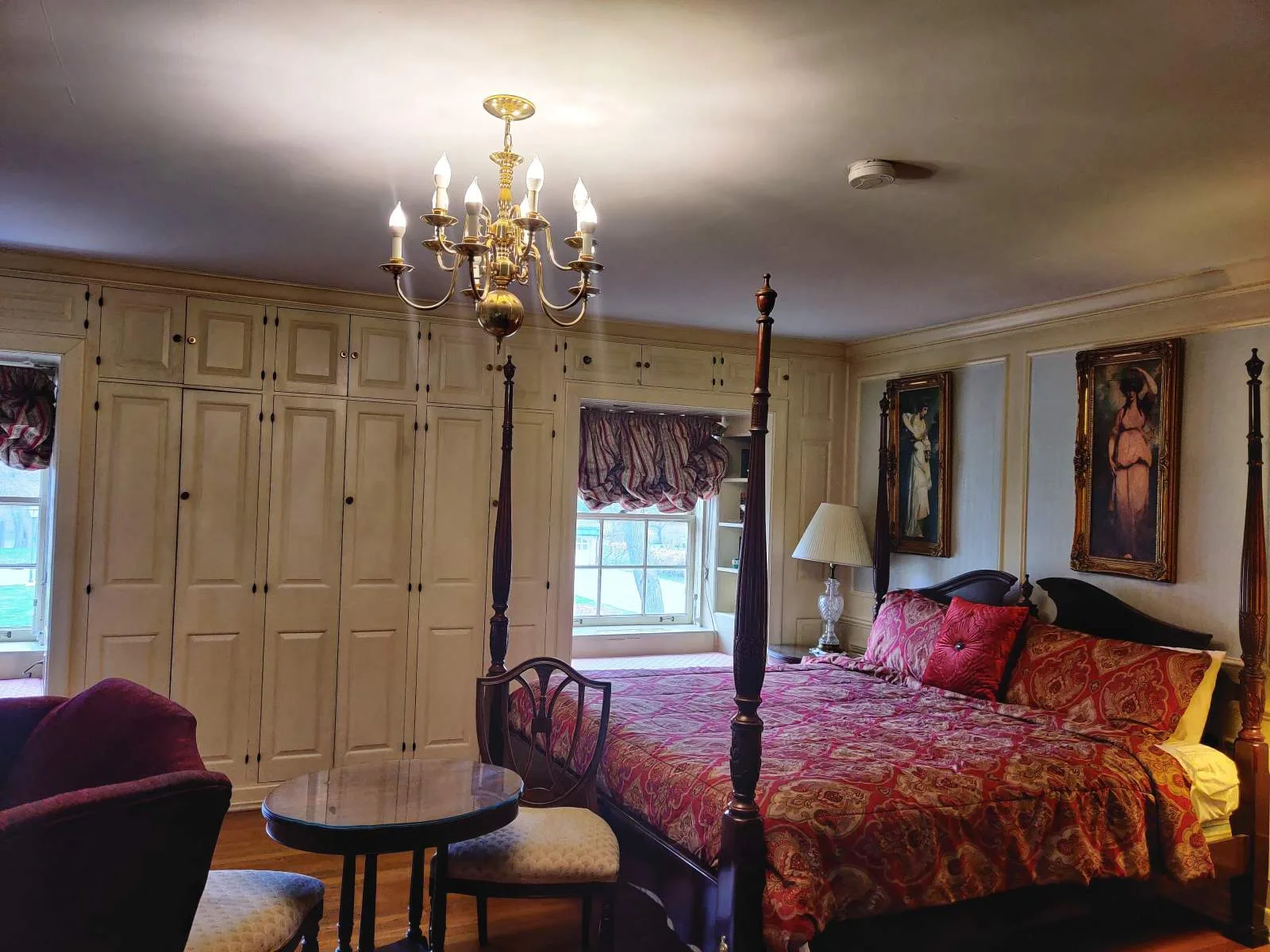 Montague Suite at the Montague Inn Bed & Breakfast