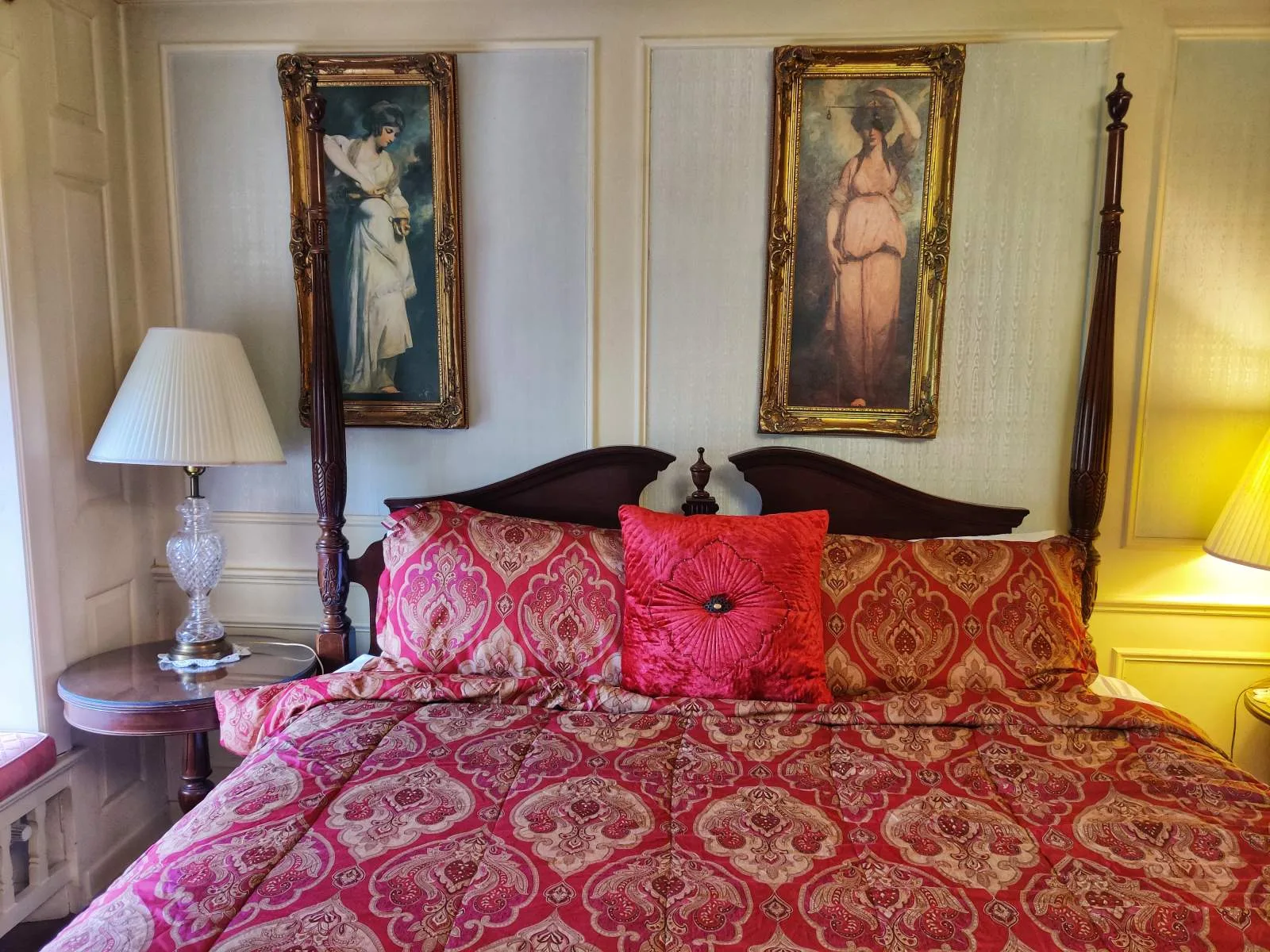 Montague Suite at the Montague Inn Bed & Breakfast