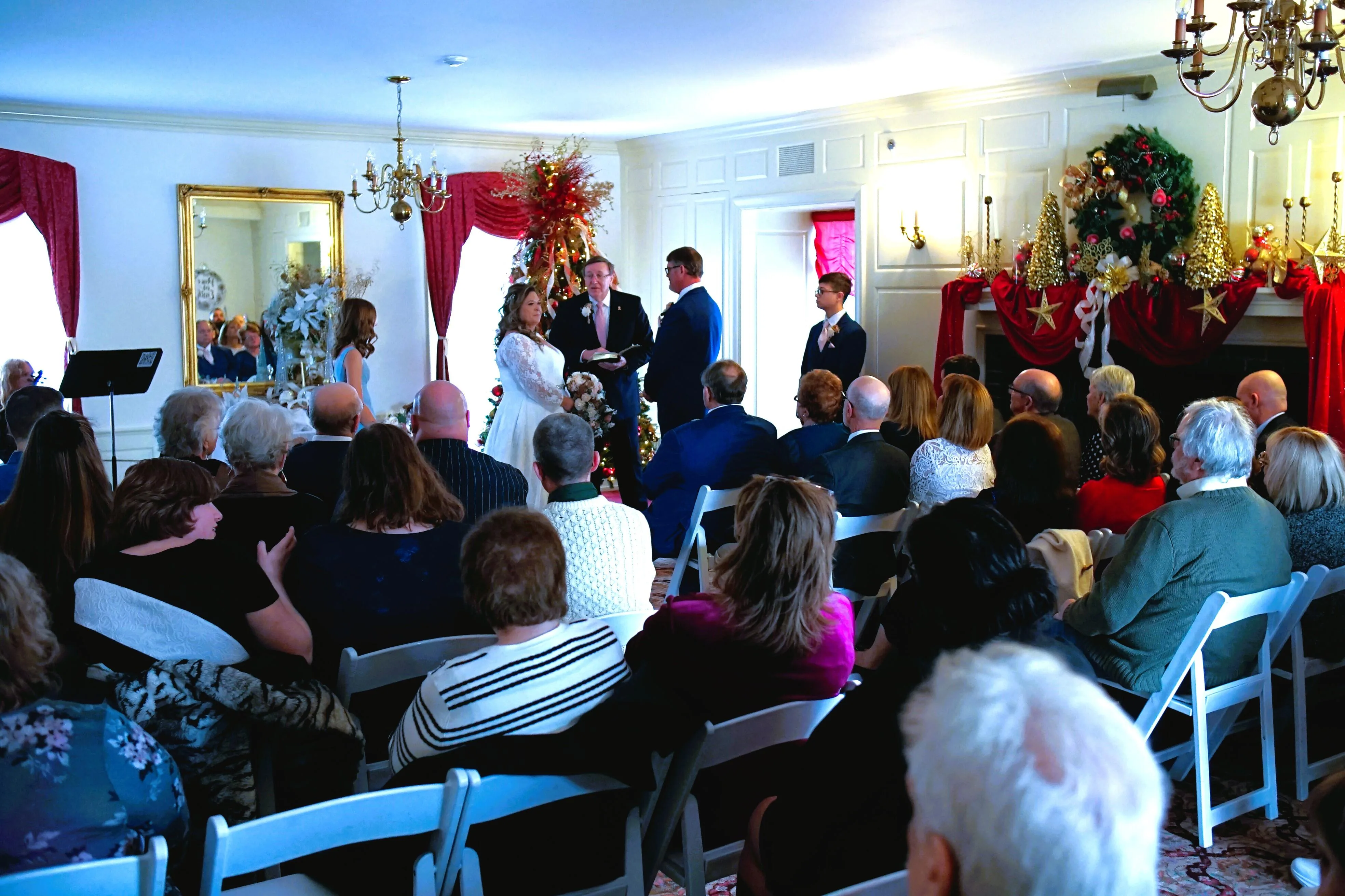 Intimate Indoor wedding venue at the Montague Inn