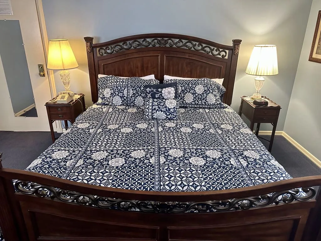 Dressler at the Montague Inn Bed & Breakfast