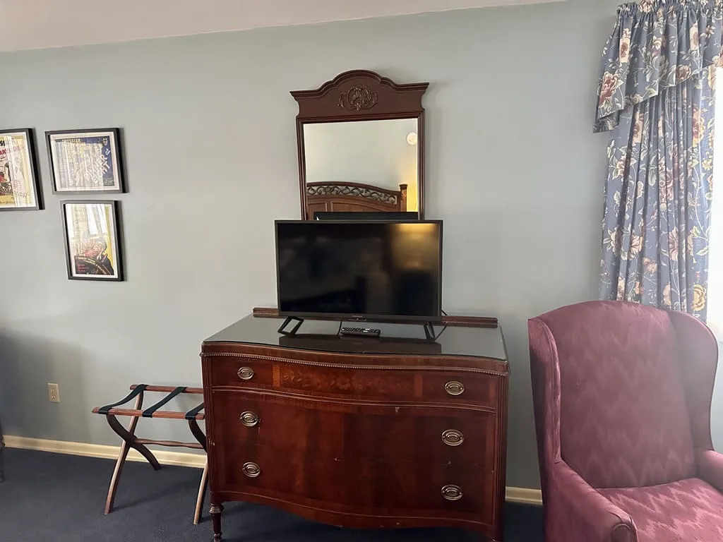 Dressler at the Montague Inn Bed & Breakfast