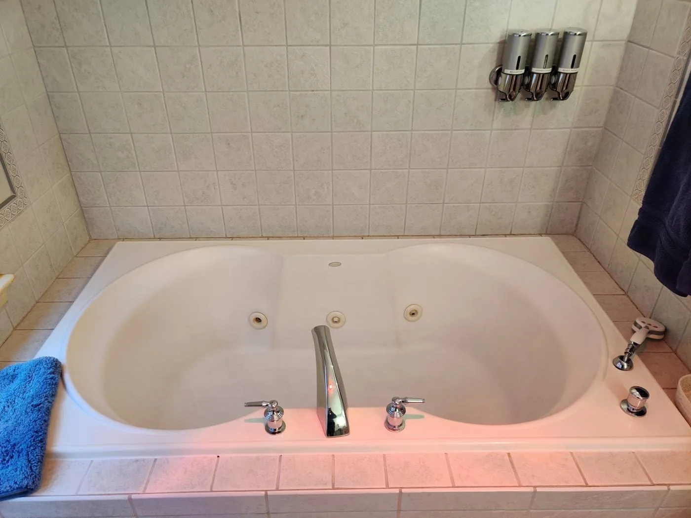 Acker Suite at the Montague Inn Bed & Breakfast