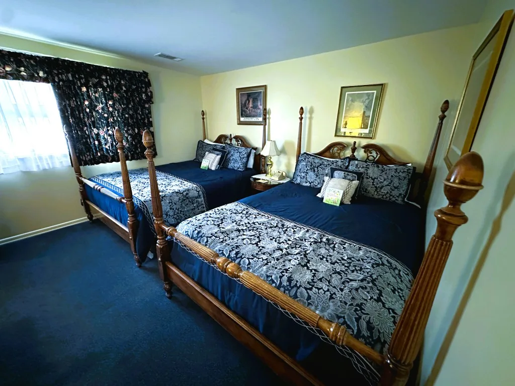 Couse at the Montague Inn Bed & Breakfast
