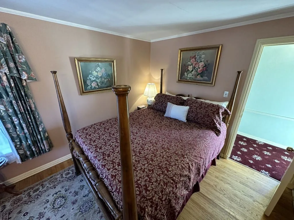 Hulda at the Montague Inn Bed & Breakfast