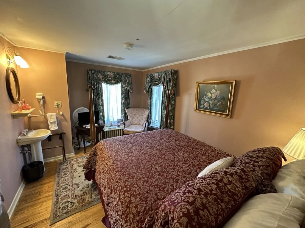 Hulda at the Montague Inn Bed & Breakfast