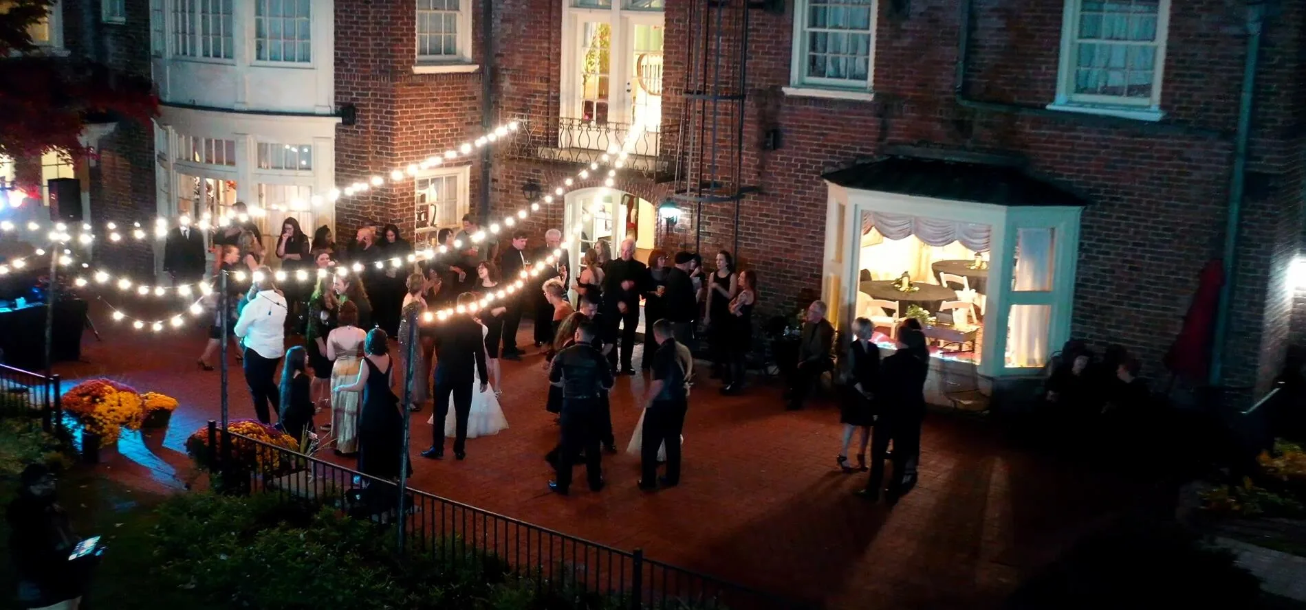 Terrace / Patio wedding venue at the Montague Inn